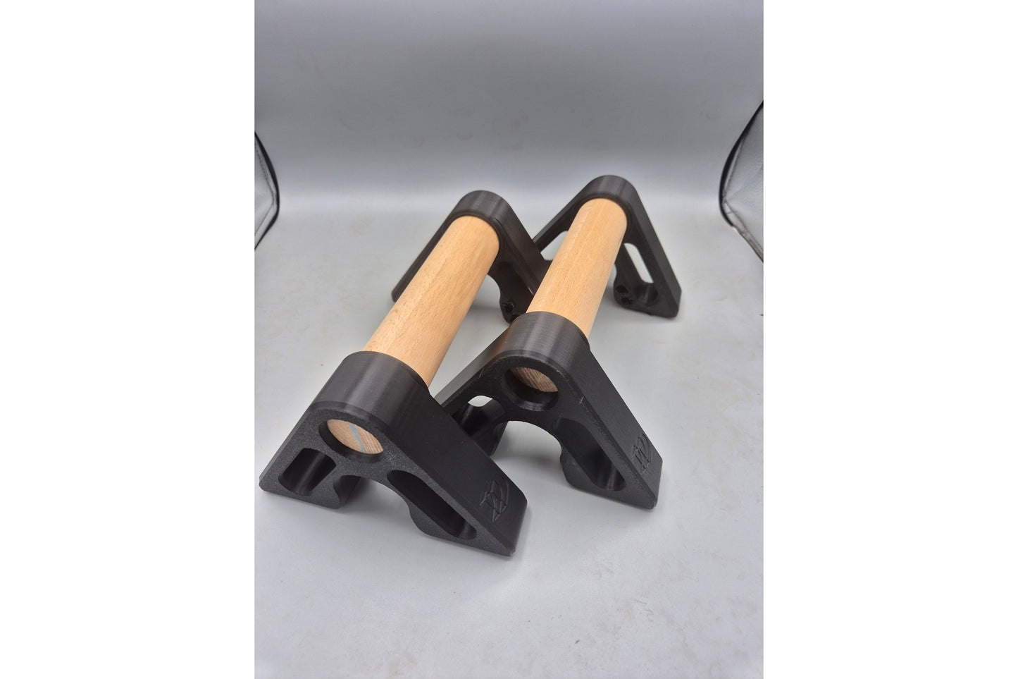 DDD Premium Parallettes aus Echtholz