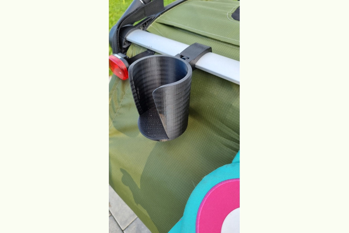 Thule Fahrradanhänger Flaschenhalter