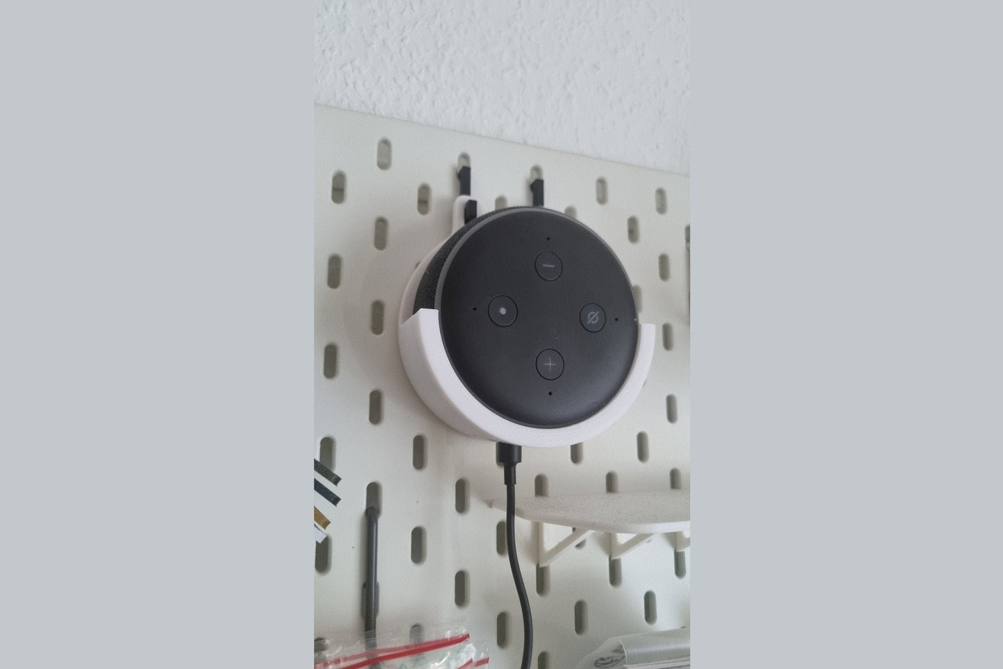 Echo Dot Halterung für Ikea Skadis