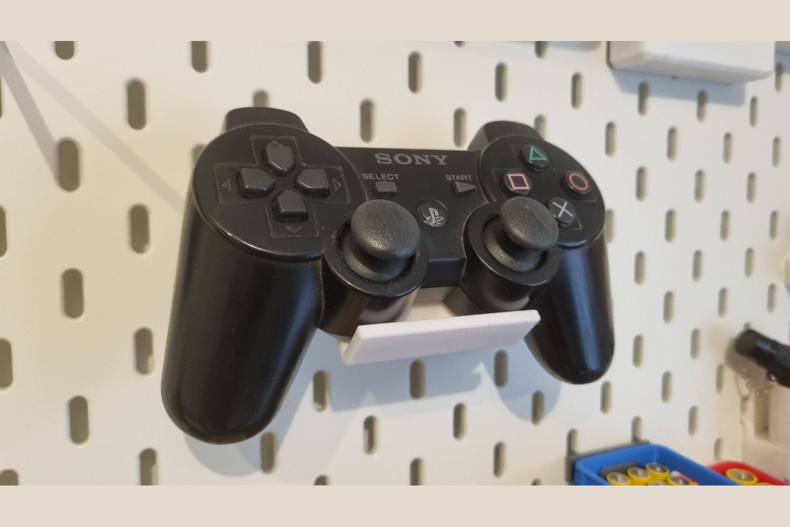Universal Controllerhalter für Ikea Skadis