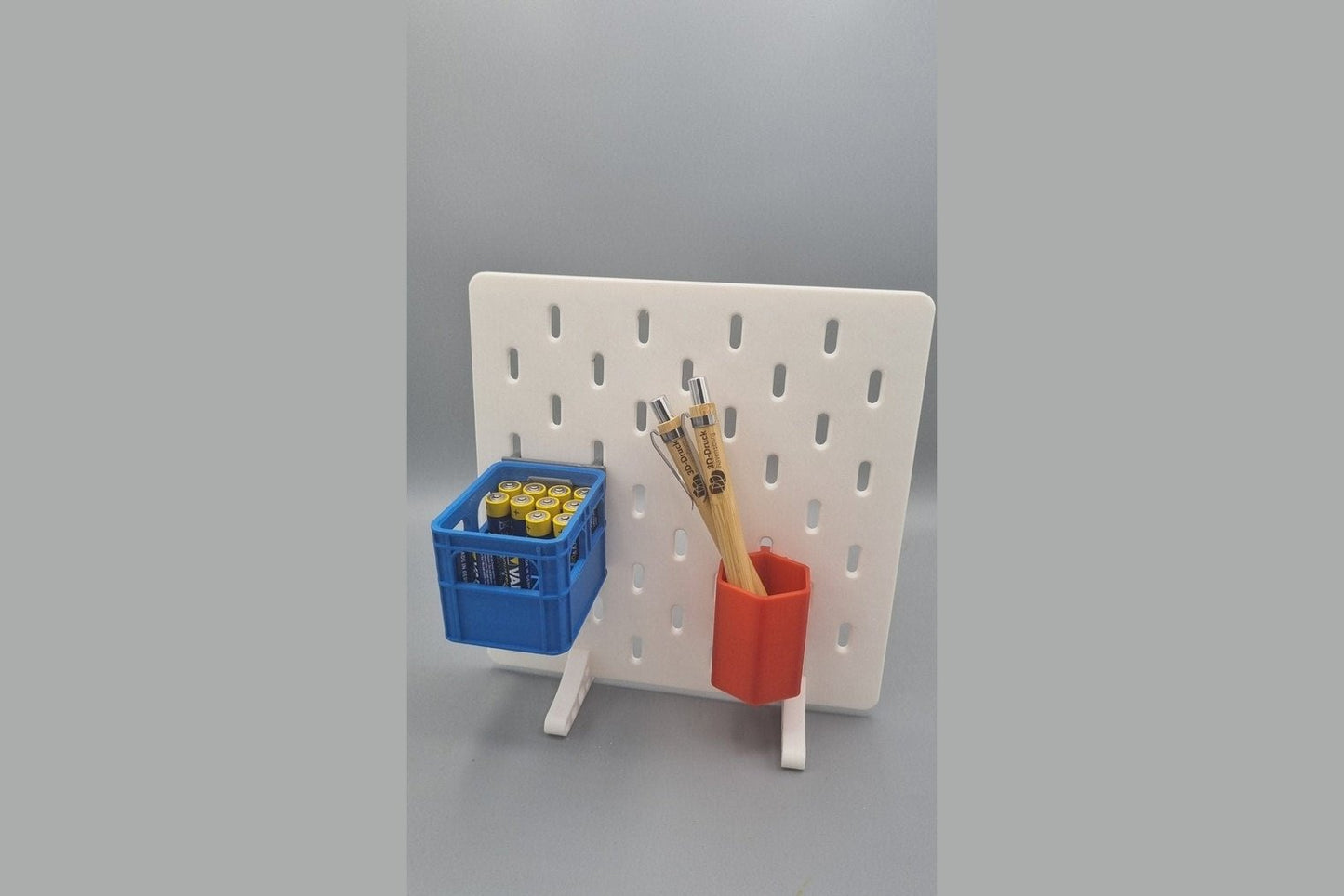 Schreibtisch Pegboard, mini Skadis inklusieve Ständer