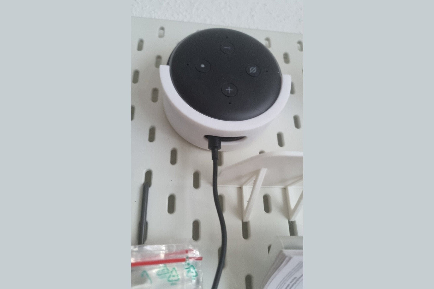 Echo Dot Halterung für Ikea Skadis